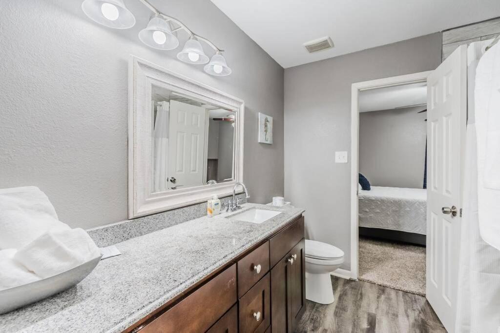 Cozy 2 Bedroom Apt 9Ml From Downtown Ft Worth Fort Worth Exteriör bild