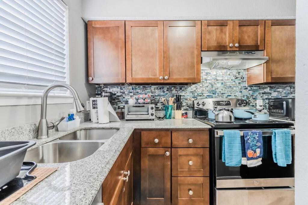 Cozy 2 Bedroom Apt 9Ml From Downtown Ft Worth Fort Worth Exteriör bild