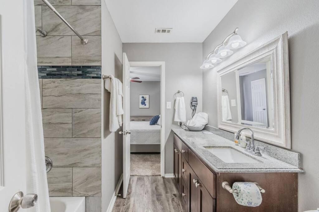 Cozy 2 Bedroom Apt 9Ml From Downtown Ft Worth Fort Worth Exteriör bild
